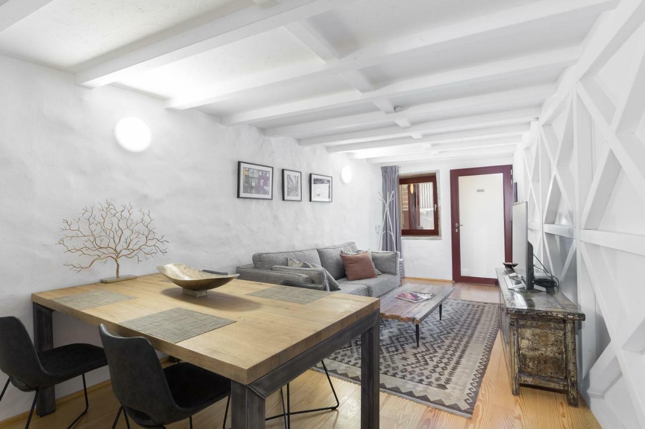 Viva Caldeireiros Porto Old Town Apartment Exterior photo